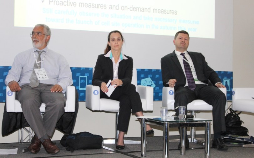 Ana Eliza Faria e Silva (SET TV Globo), apresentou testes que demonstram interferência do sinal 4G na TV.Paulo Ricardo Balduino (SET/ ABERT). Dir: Ivan Miranda (SET/RPC TV)