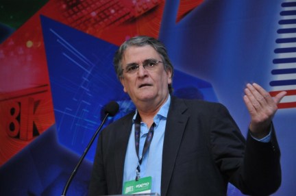 Oscar Simões, presidente da ABTA, esteve no Congresso SET