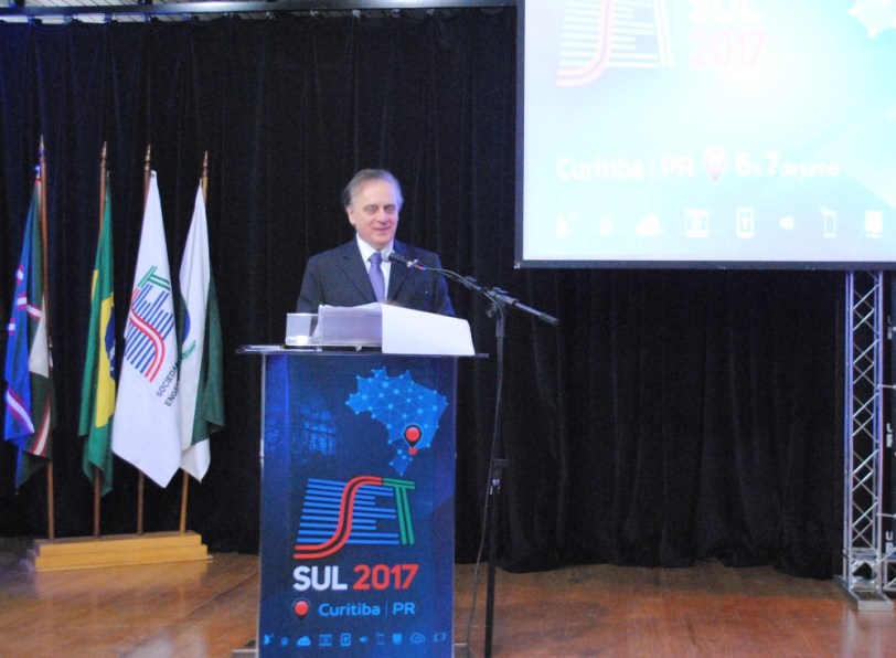 José Pio Martin, reitor da Universidade Positivo